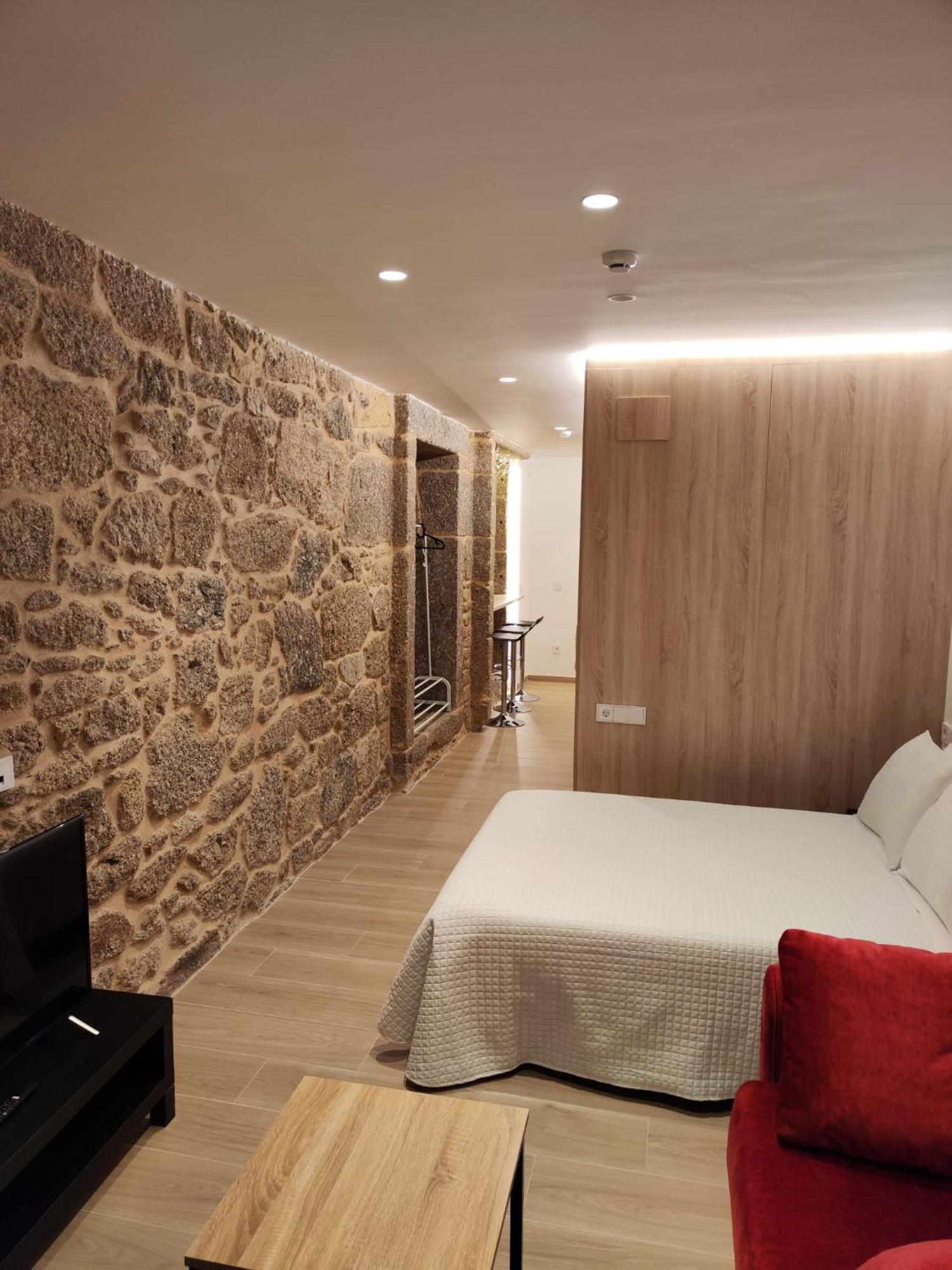 Apartamentos A Pousa Do Asma 钱塔达 外观 照片